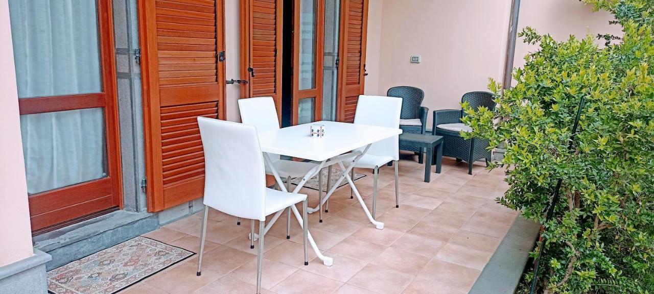 Appartamento Casa Lilla 1 E 2 Oristano Esterno foto