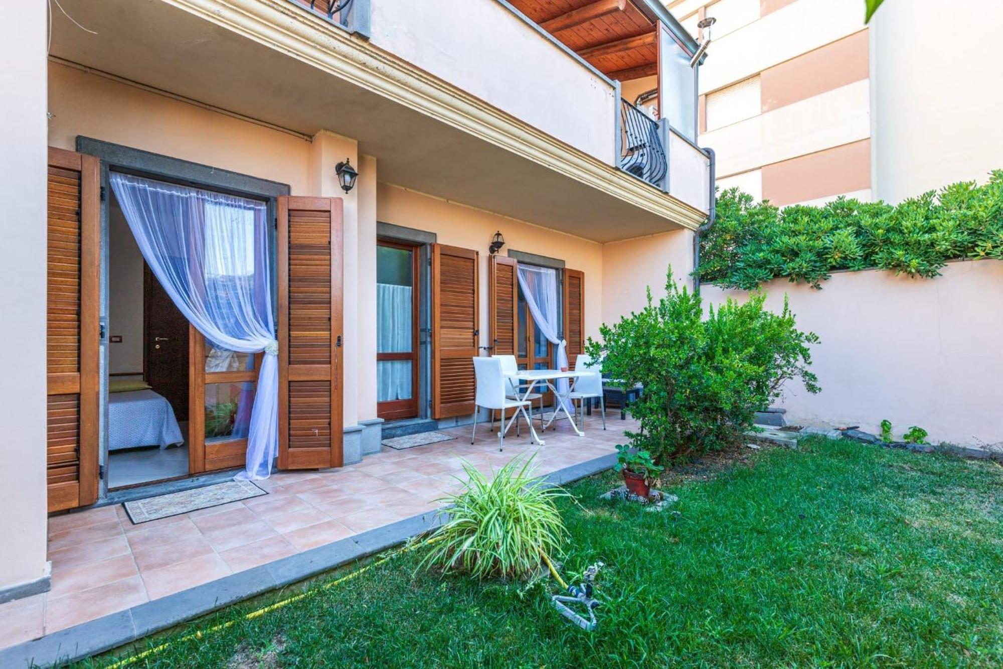 Appartamento Casa Lilla 1 E 2 Oristano Esterno foto